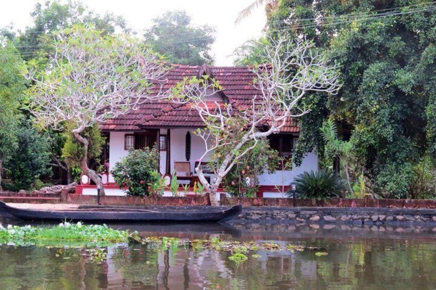 Private Philipkutty's Farm Culinary Tour including Lunch and Cooking Demo