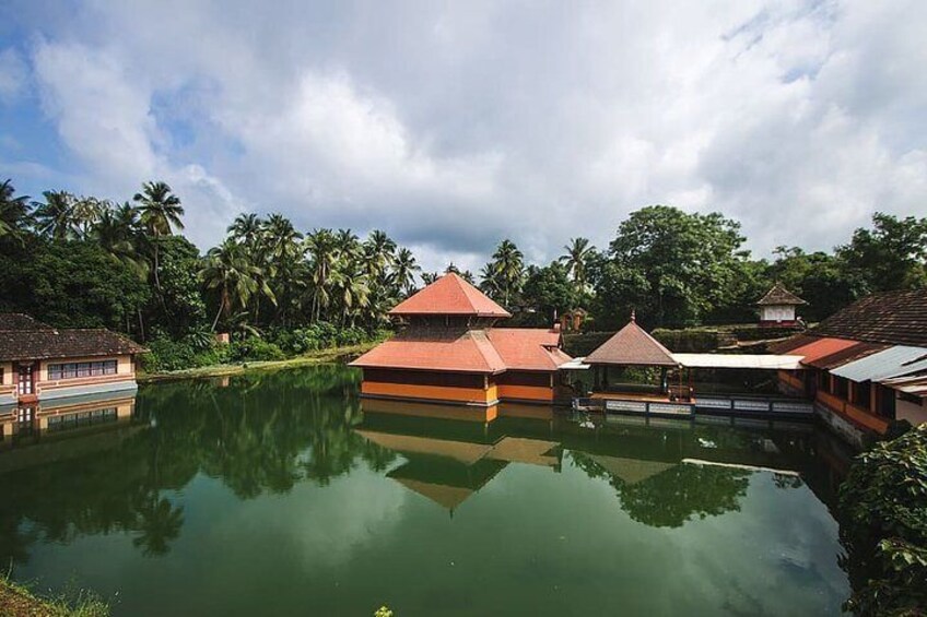 Houseboat Cruise in Bekal from Mangalore