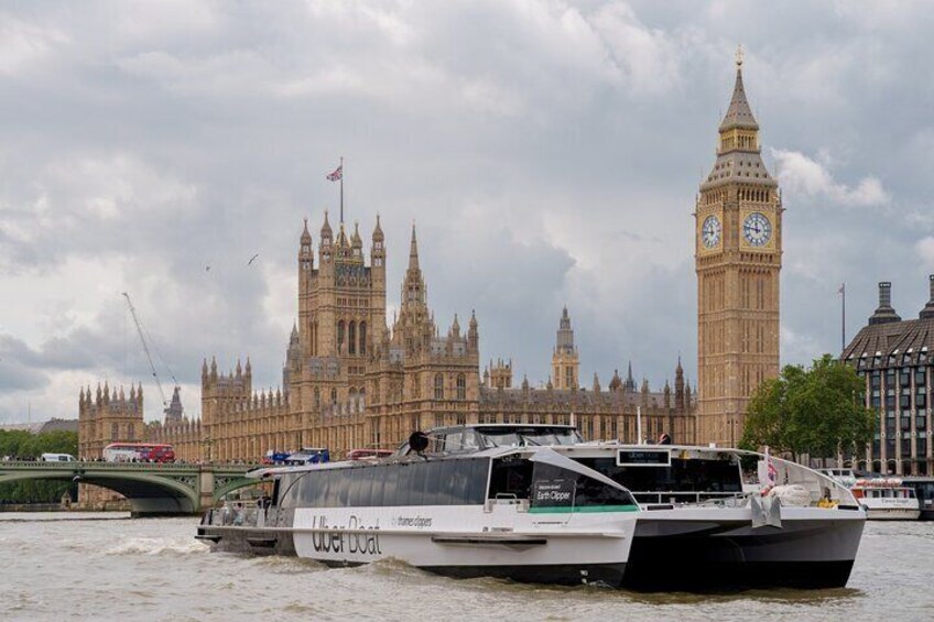 London: Uber Boat - Hop-On Hop-Off 1 Day River Thames Pass 