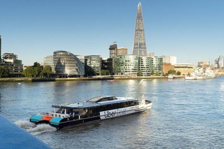 Uber Boat by Thames Clippers River Roamer: Hop On Hop Off Pass