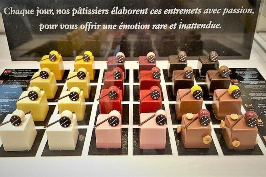 Brussels Chocolate Walking Tour and Workshop