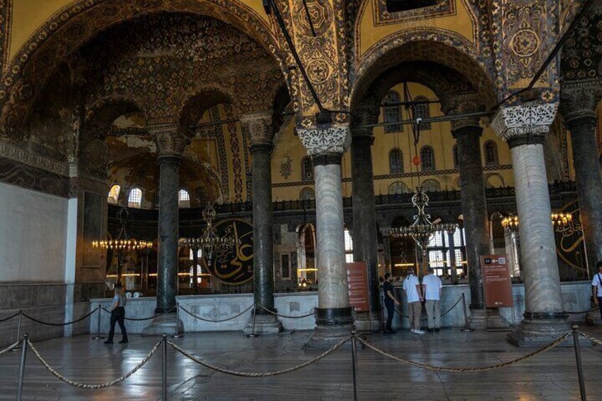 Istanbul: Blue Mosque & Hagia Sophia Small-Group Tour