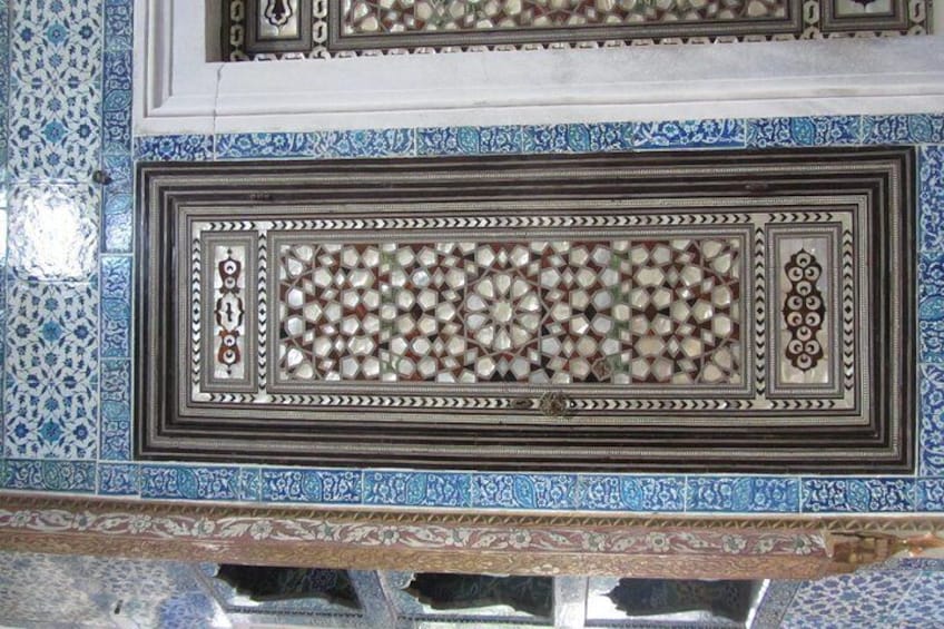 Topkapi Palace and Harem guided tour with skip-the-line tickets