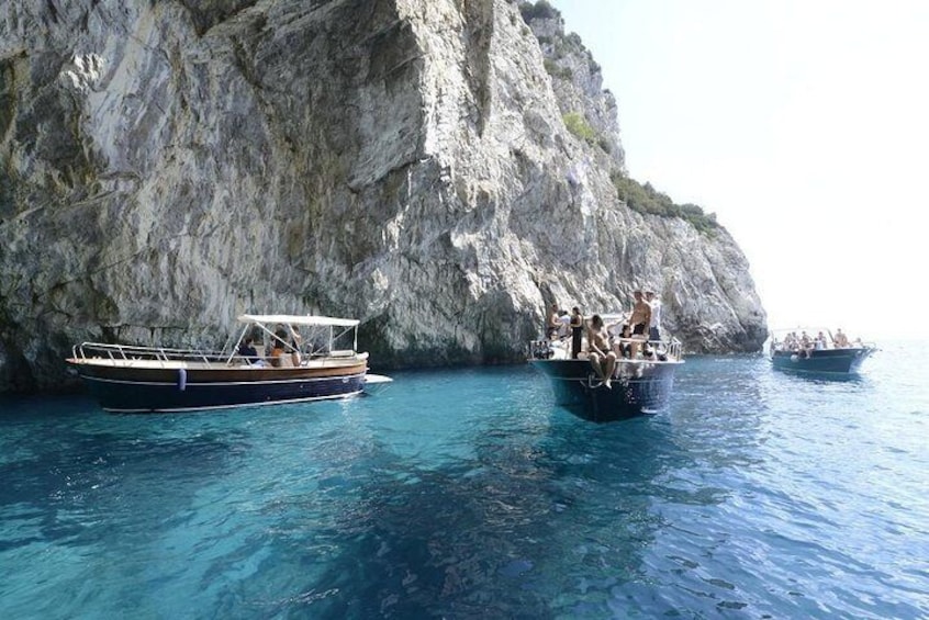 Capri Island Boat Tour from Rome by Train