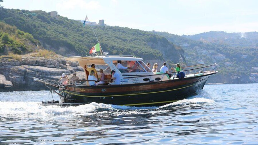 From Salerno: Small Group Li Galli Islands and Capri Boat Tour