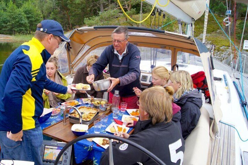 Enjoy a freshly prepared lunch onboard
