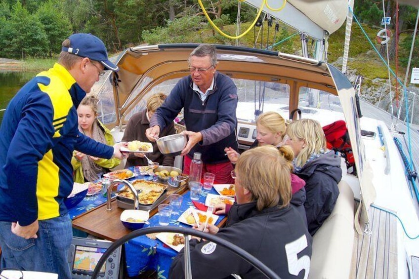 Enjoy a freshly prepared lunch onboard