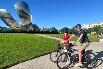 Palermo and Recoleta Private Experience by bike with Local Host