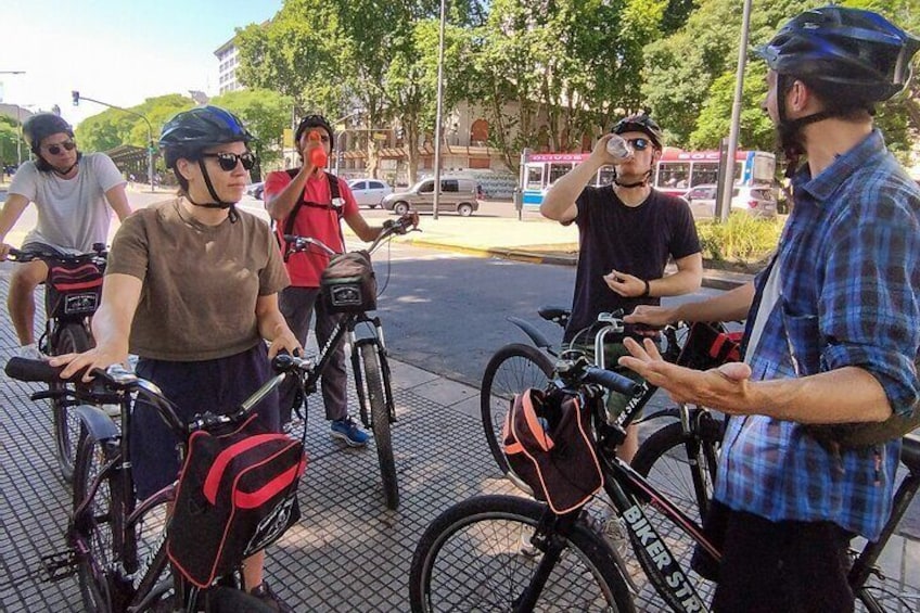 Half-Day Bike Tour in Buenos Aires Argentina with Lunch