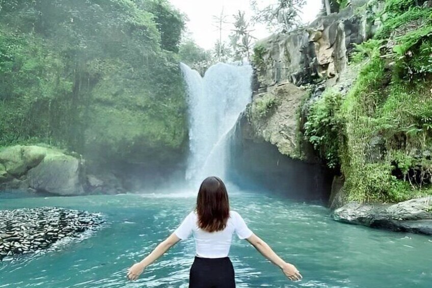 Tegenungan Waterfall