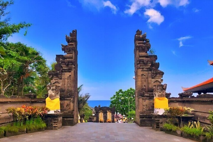 Tanah Lot Temple