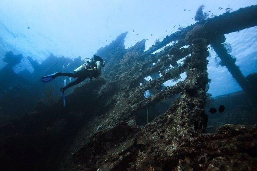 USS liberty shipwreck tulamben