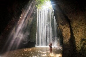 Private Tour Best Ubud Waterfall With Tukad Cepung And Tibumana