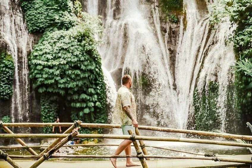 Banyumala Twin Waterfalls