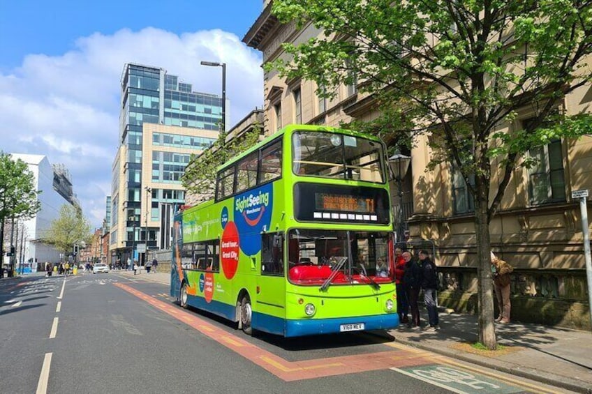 Manchester Hop-On Hop-Off Bus Sightseeing Tour
