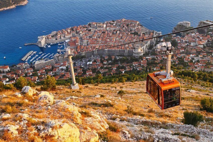 Dubrovnik Combo: Cable Car Ride to Mount Srd and Old Town Tour