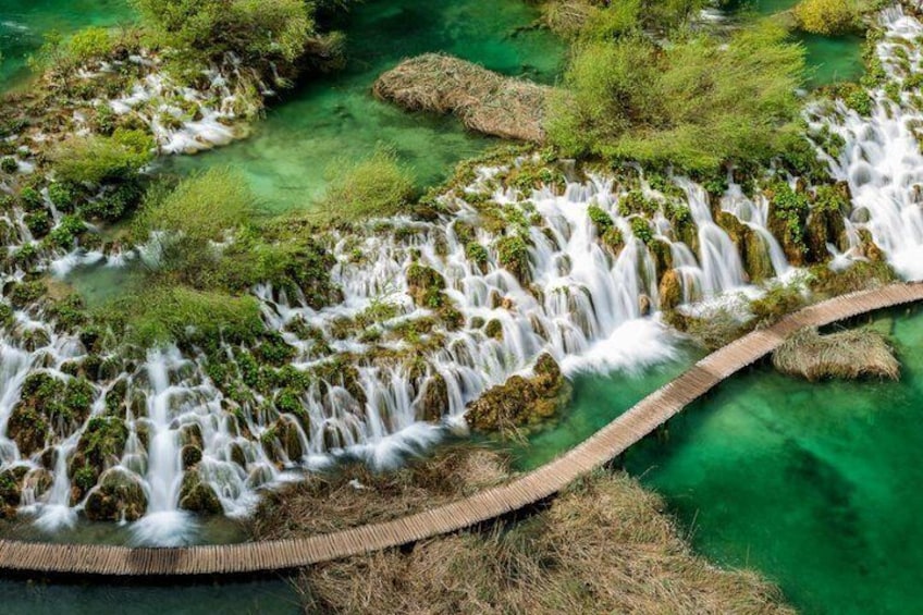 Private Tour: Plitvice Lakes Day Trip from Zagreb (entrance ticket included)