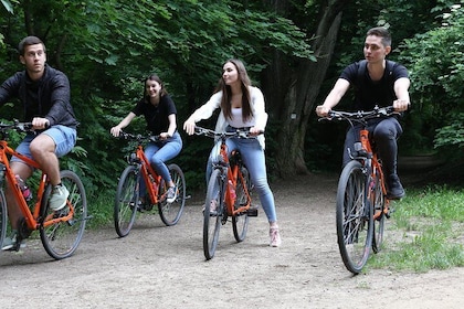 Adventure Bicycle Sightseeing Tour: City centre - Budapest Hills