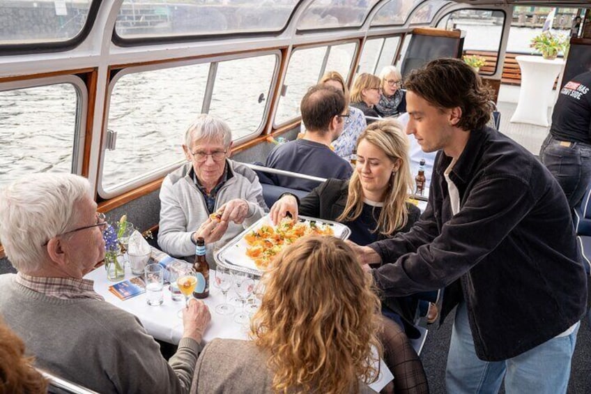 Drinks and bites Cruise Haarlem