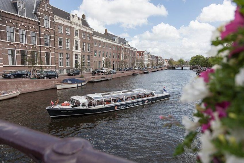 Smidtje Canal Cruise Haarlem