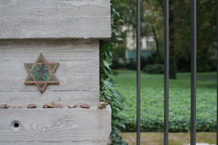 Private Tour: Jewish Heritage Walking Tour of Berlin