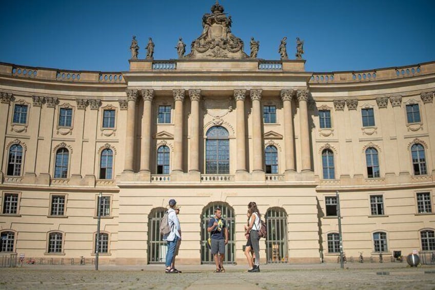 Explore Berlin: Top Attractions Walking Tour
