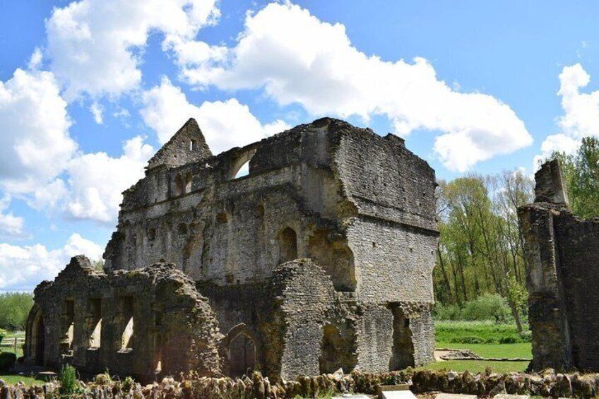 The ancient ruins of Minster Lovell Hall