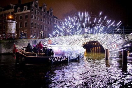 Amsterdam Light Festival Canal Cruise With Unlimited Drinks