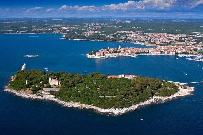 Sail away and relax on the boat day trip from Porec