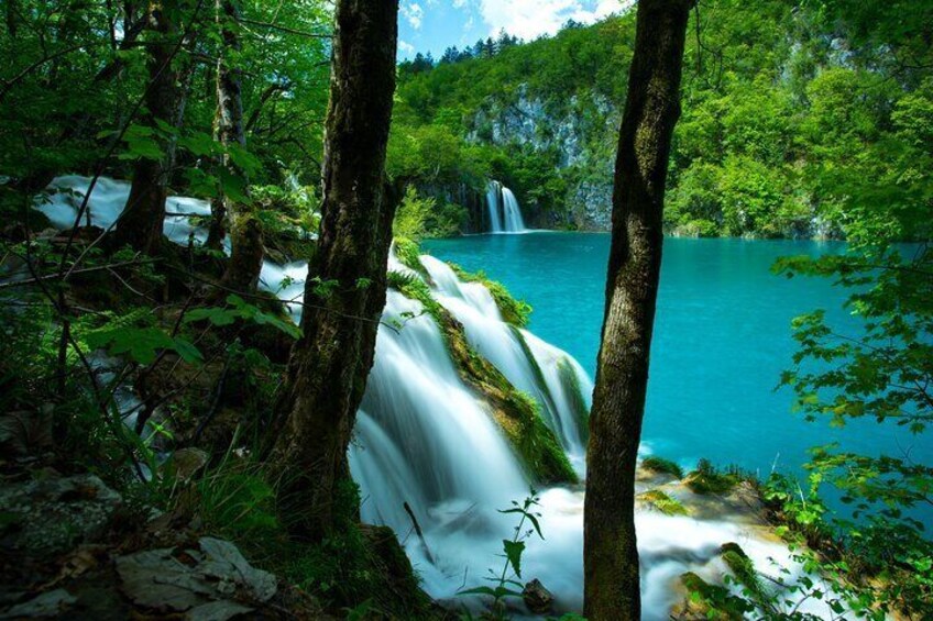 Plitvice Lakes National park tour from Split with Local Licensed Guide 