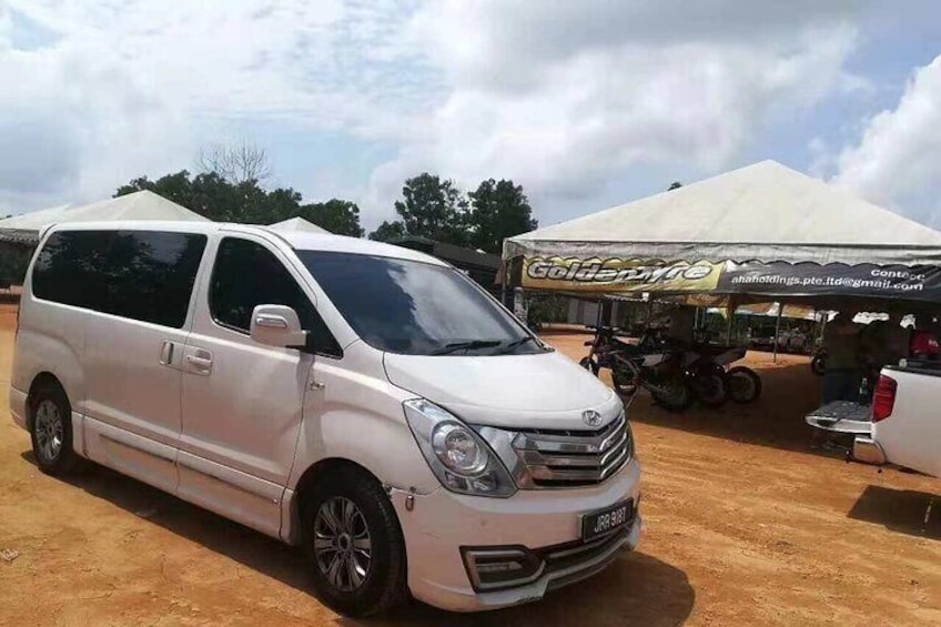 Johor Bahru Hotel Pick Up Car Tour