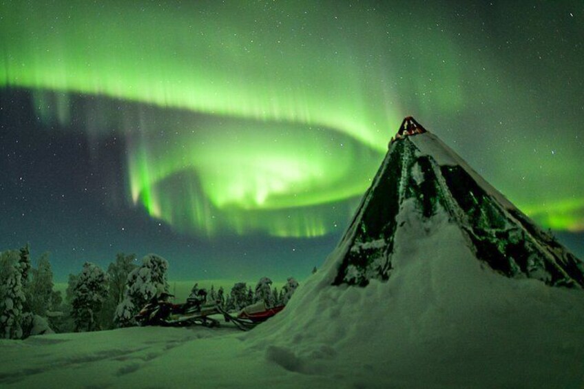 Northern Lights Snowmobile Sleigh Ride