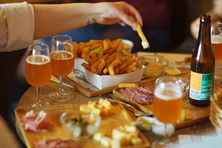 Hungry Mary's Famous Beer and Chocolate Tour in Brussels
