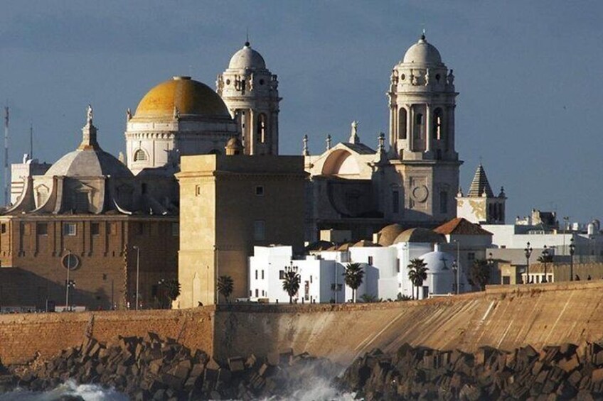 DAY TRIP FROM SEVILLE TO CADIZ - JEREZ