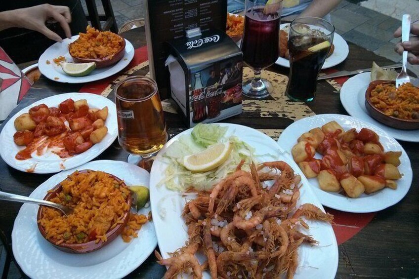 Gourmet Tapas and Wine Tasting Tour in Seville Small Groups and Jewish Quarter