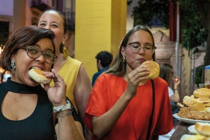 Gourmet Tapas and Wine Tasting Tour in Seville Small Groups and Jewish Quarter