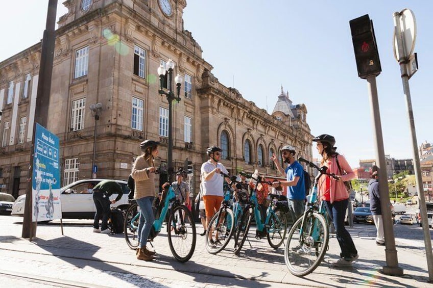 3-Hour of Porto Highlights on a Electric Bike - Guided Tour