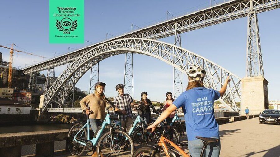 3-Hour Porto Highlights on a Electric Bike Guided Tour