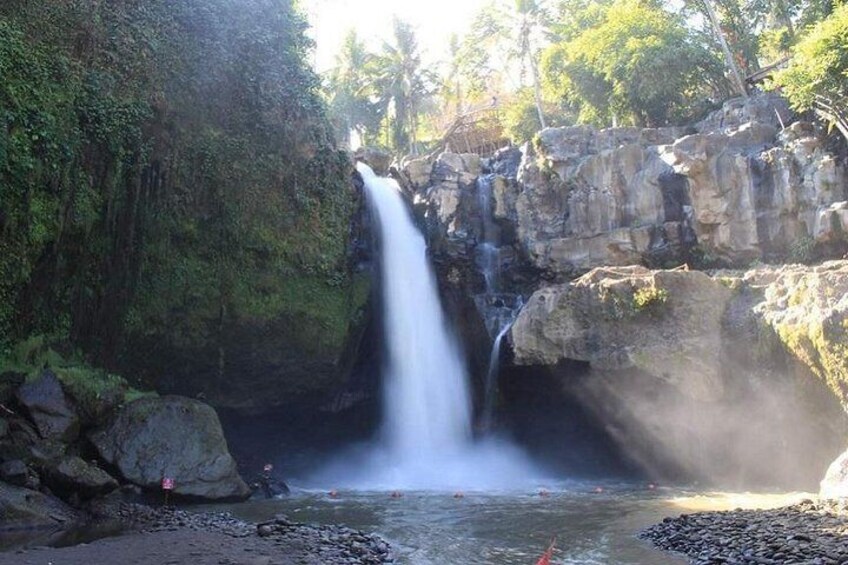 Tegenungan Waterfall