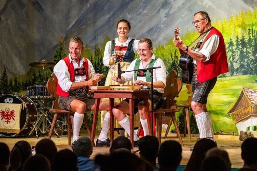Tyrolean Folk Show Ticket in Innsbruck