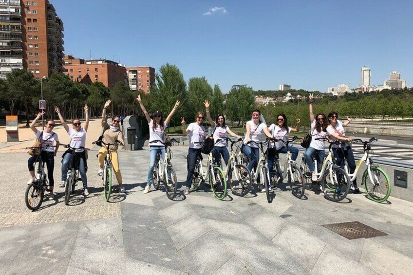 Sightseeing Electric Bike Tour in Madrid