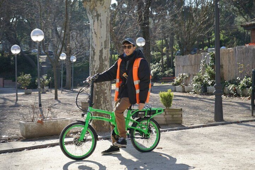 Essential Madrid Electric Bike Tour, 360 Premium Experience (Morning/Afternoon)