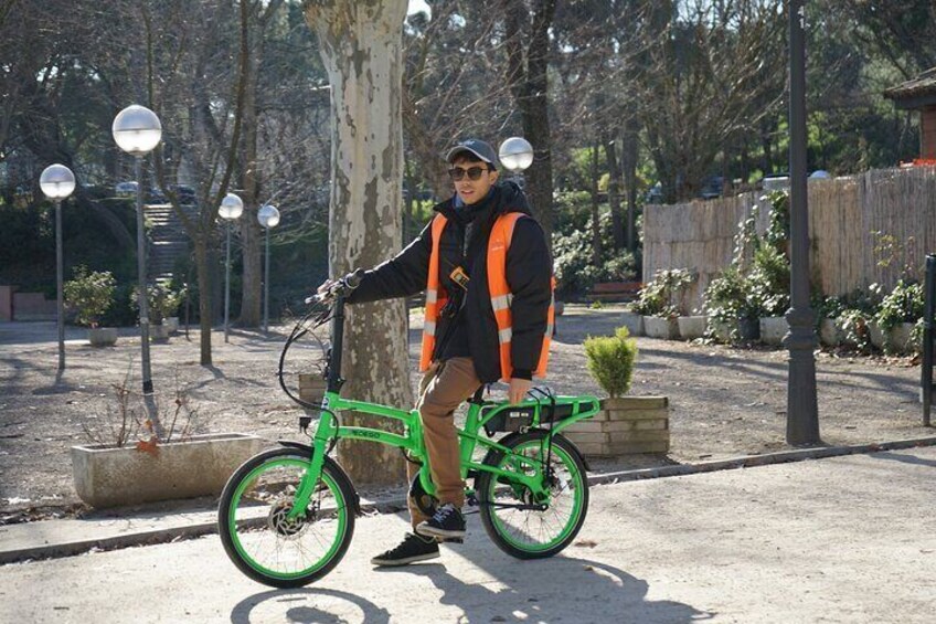Essential Madrid Electric Bike Tour, 360 Premium Experience (Morning/Afternoon)