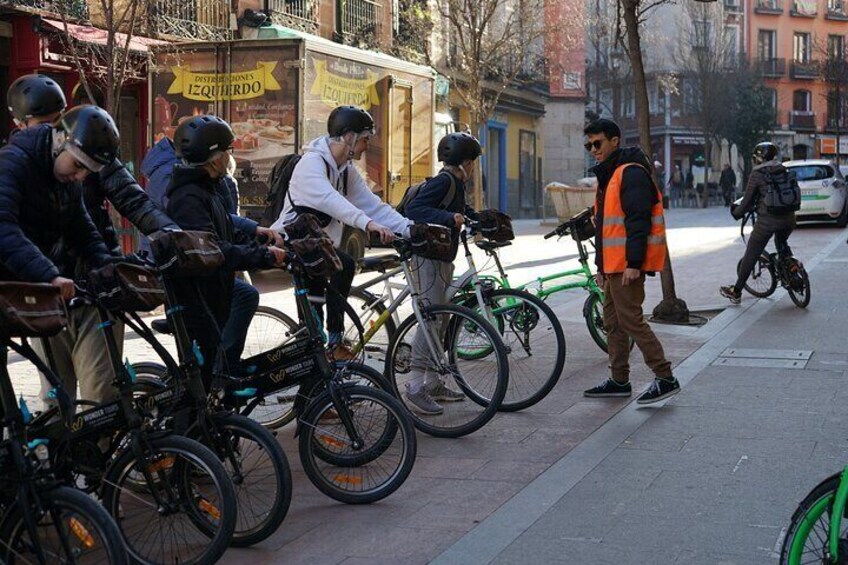 Essential Madrid Electric Bike Tour, 360 Premium Experience (Morning/Afternoon)