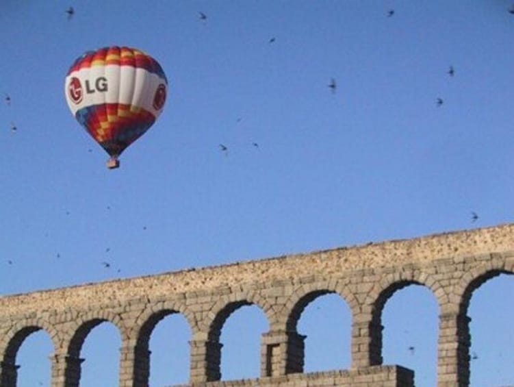 Flying over the Roman Aqueduct
