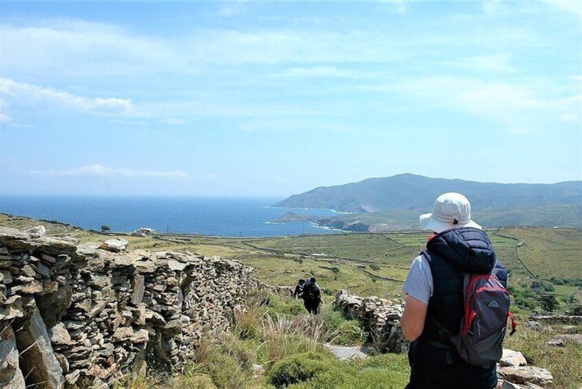 Hiking tour on Kythnos