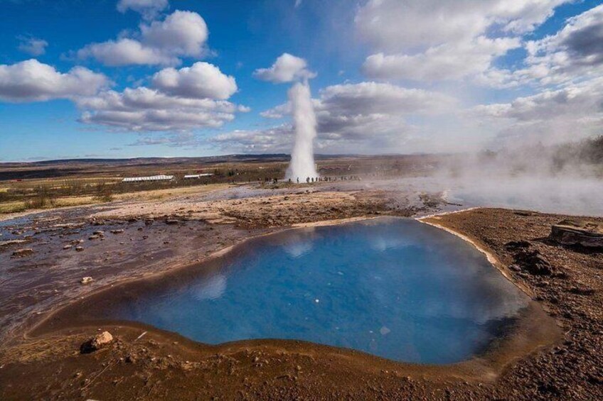 Geysir hot spring