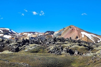 Landmannalaugar, Hekla, Sigoldugljufur 4x4 tour with Hiking