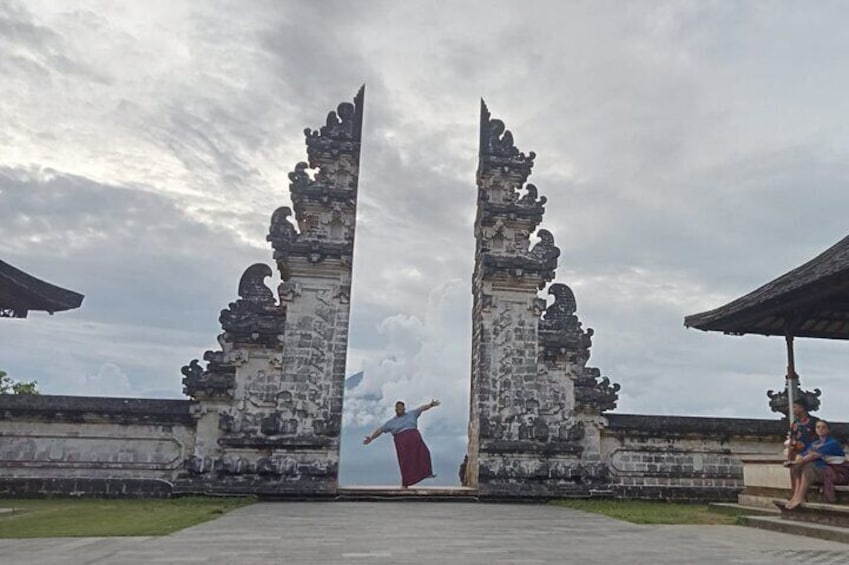 Lempuyang temple