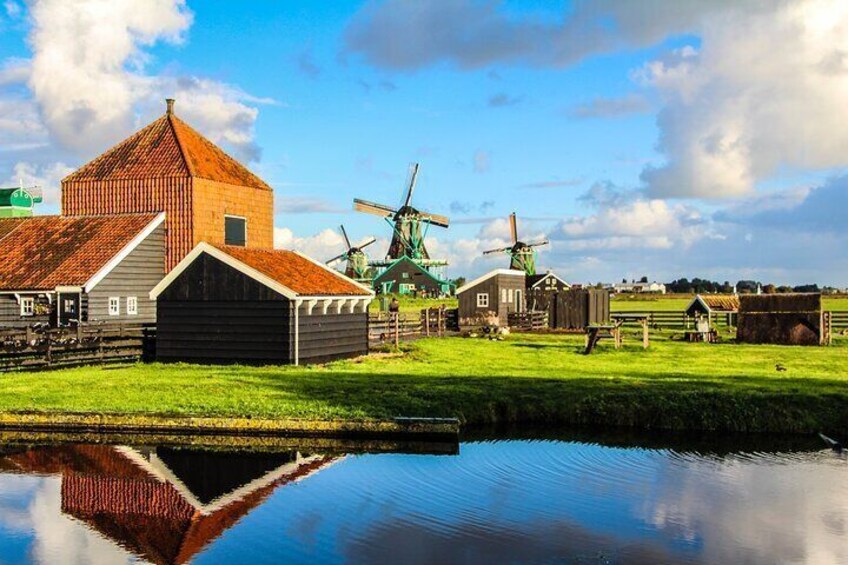 Day Trip to Zaanse Schans, Edam, Volendam and Marken from Amsterdam